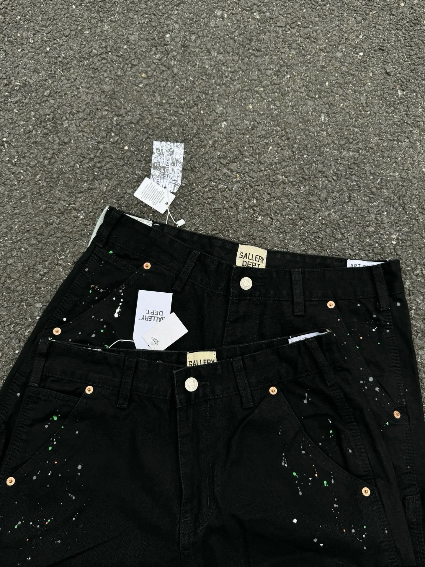 -Size upper body P220#G33 GALLERY DEPT. Spliced ​​washed retro jeans for men and women, high street splash-ink pants, micro-flared casual trousers, trendy couple, same style. Color: black. Size: S-XXL (corresponding to 28-36)